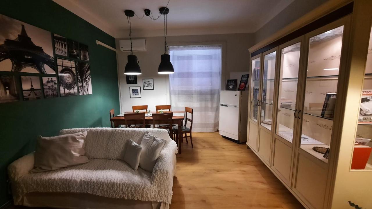 Civico 4 Apartman Castrovillari Kültér fotó