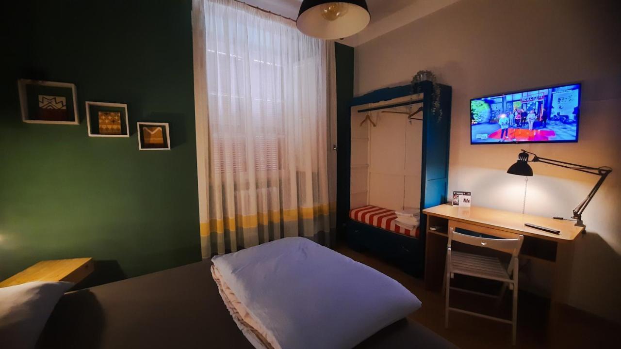 Civico 4 Apartman Castrovillari Kültér fotó